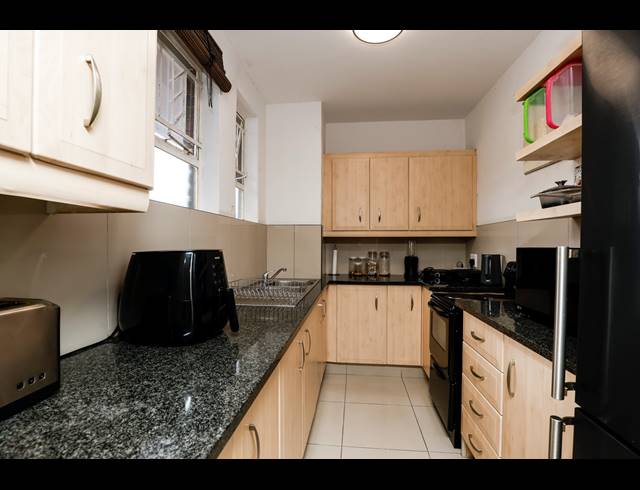 3 BEDROOM APARTMENT FOR SALE IN MORNINGSIDE